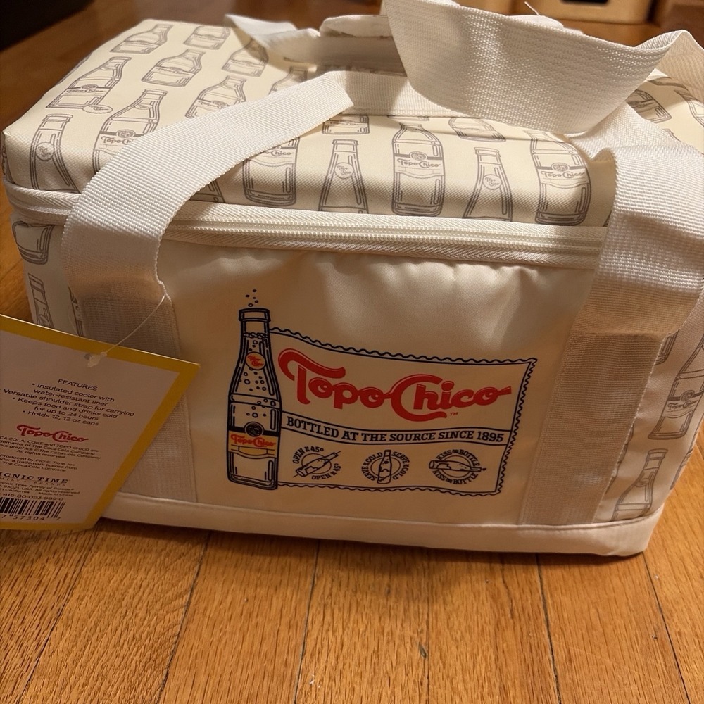 Topo Chico White Soft-Sided Cooler Lunch Bag w/ Shoulder Strap, 1 Compartment